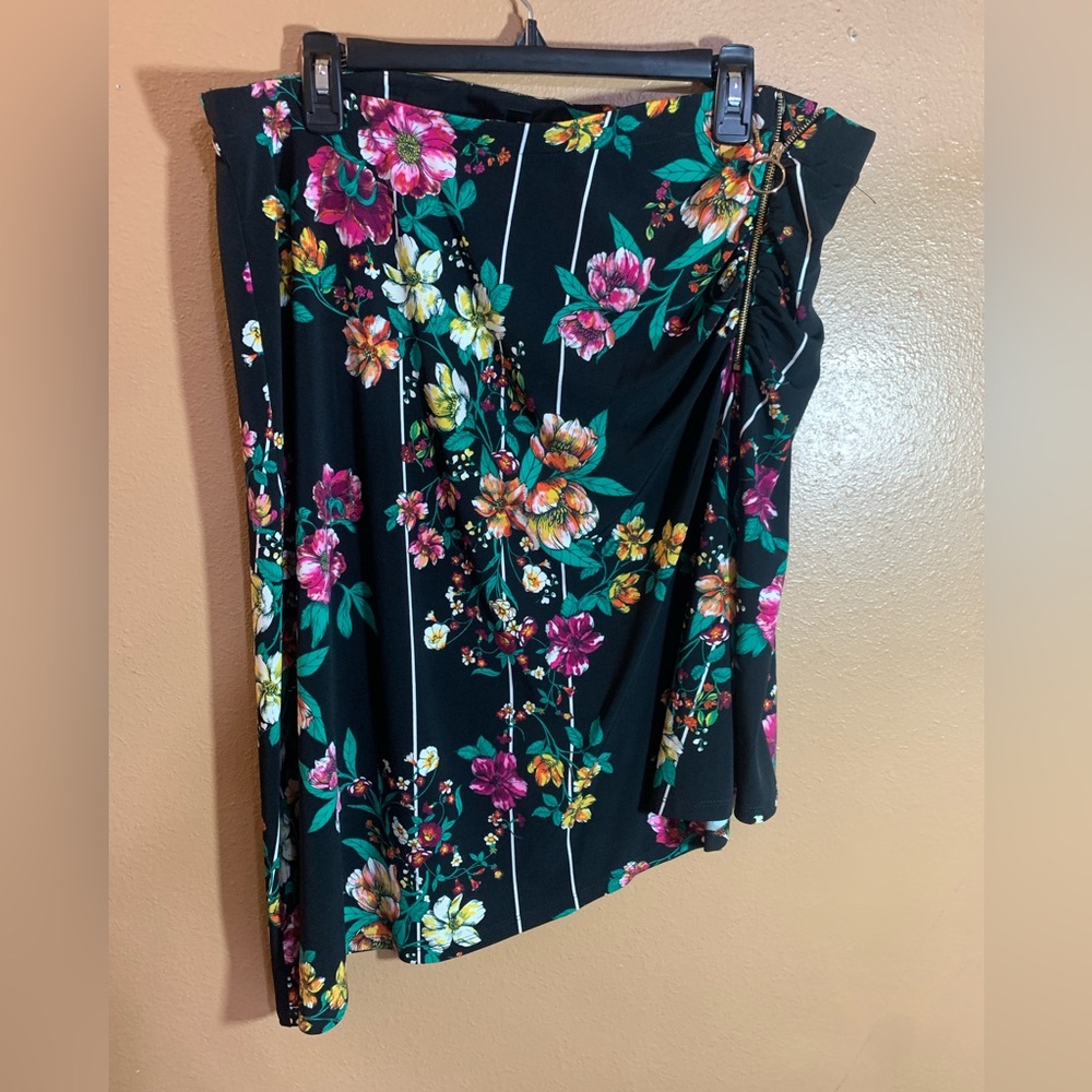 Thalia Sodi Side High Low Floral Black Skirt - XXL